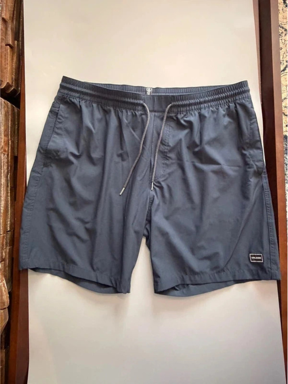 Men’s volcom shorts size xxl
